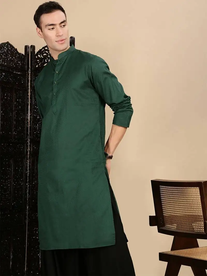 Deep green cotton textured kurta pajama for mens