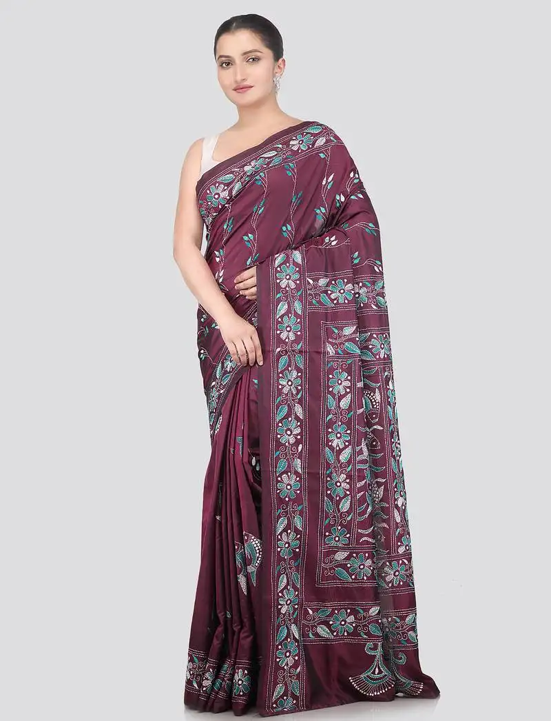 Mangenta handloom silk embroidered katha stitch work saree with blouse piece