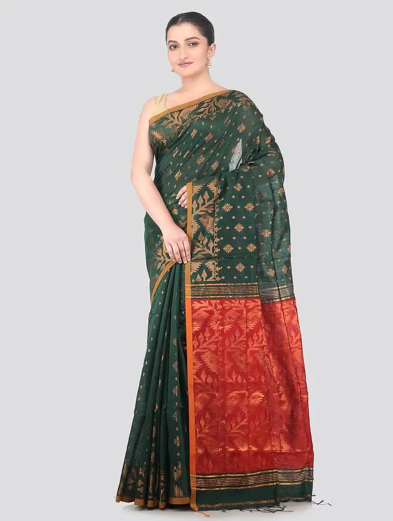 Green handloom cotton blend saree with blouse piece