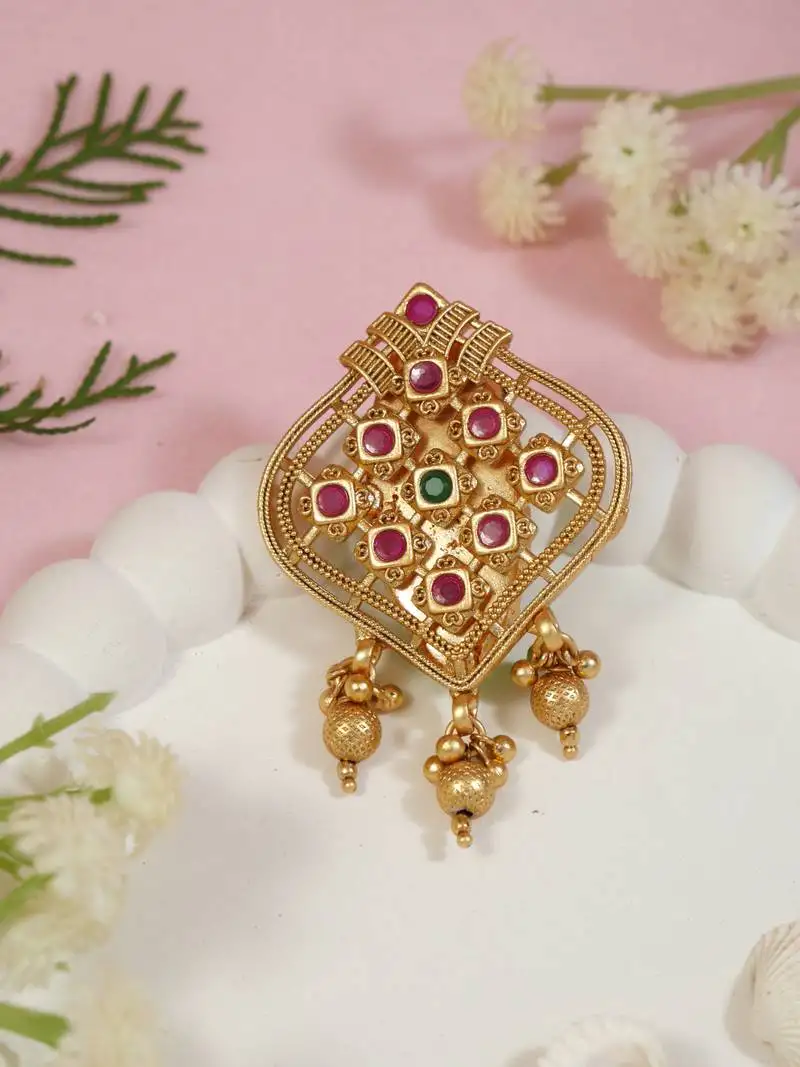 Gold plated traditional design saree pin::Dress pins for women
