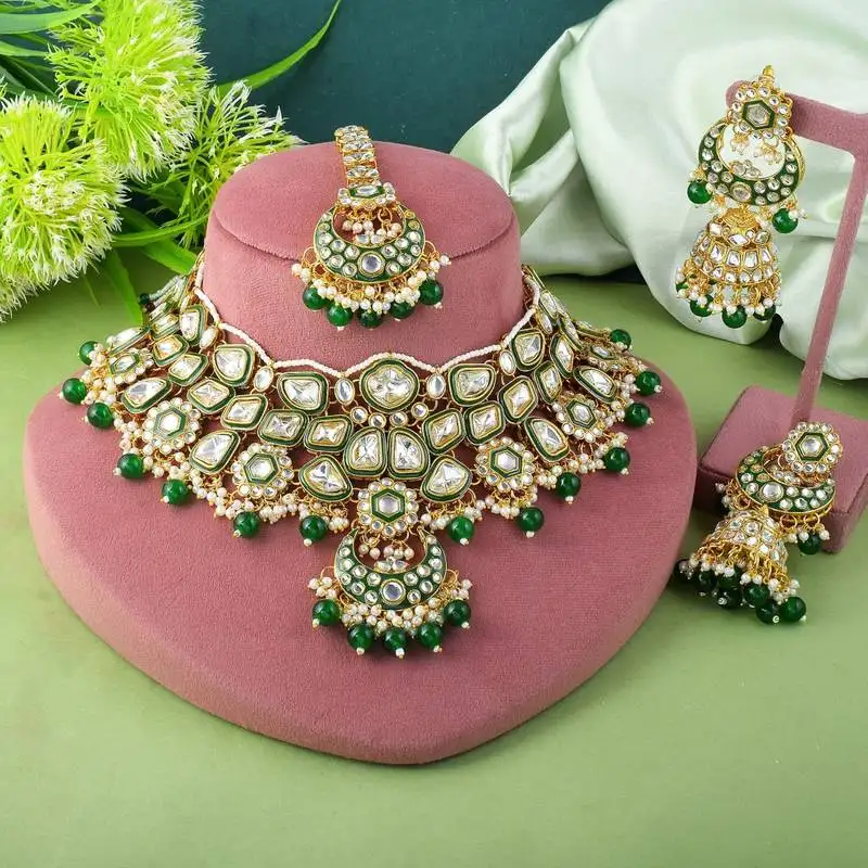 Evergreen green color kundan necklace set for cultural occasions