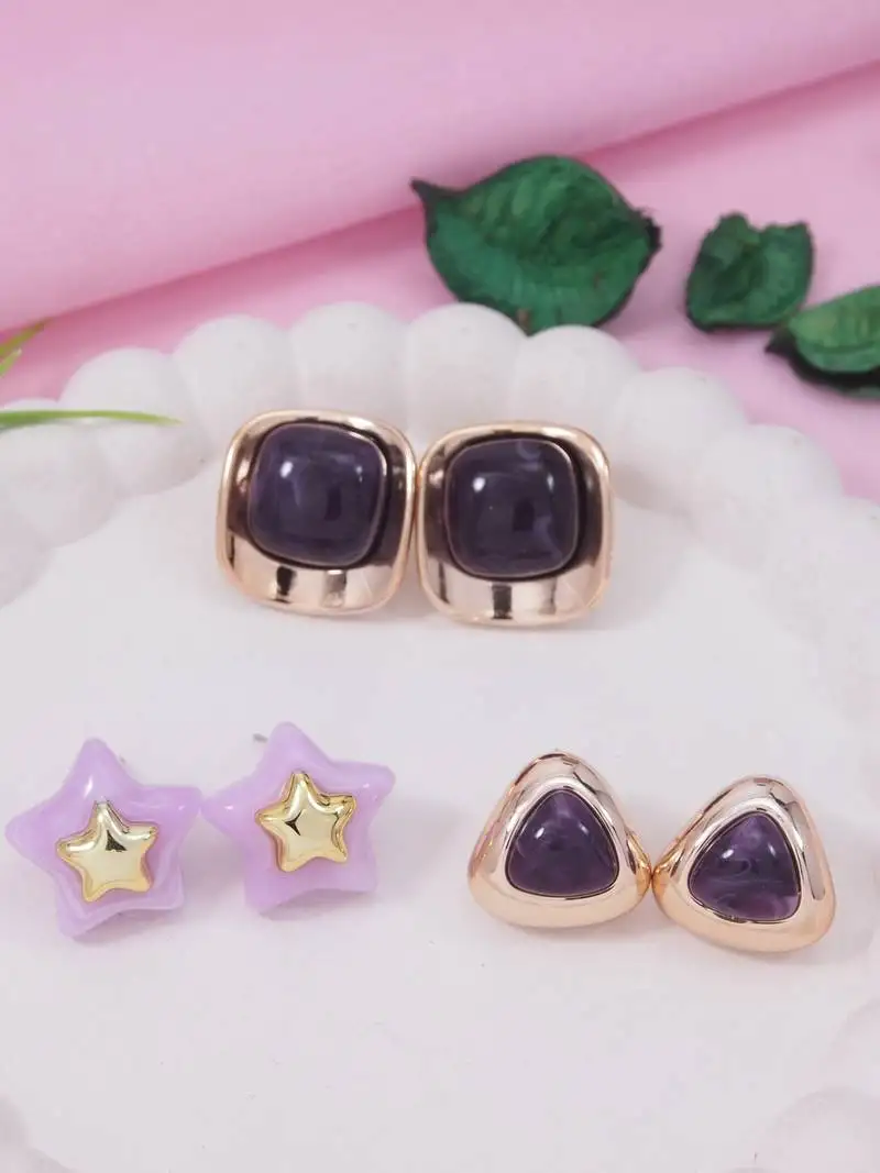 Fashion stylish trendy lightweight modern stud earrings combo set for women