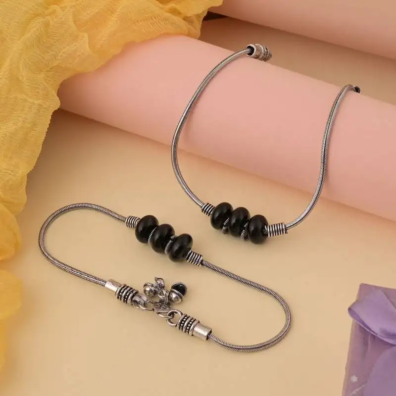 Black color oxidised anklet