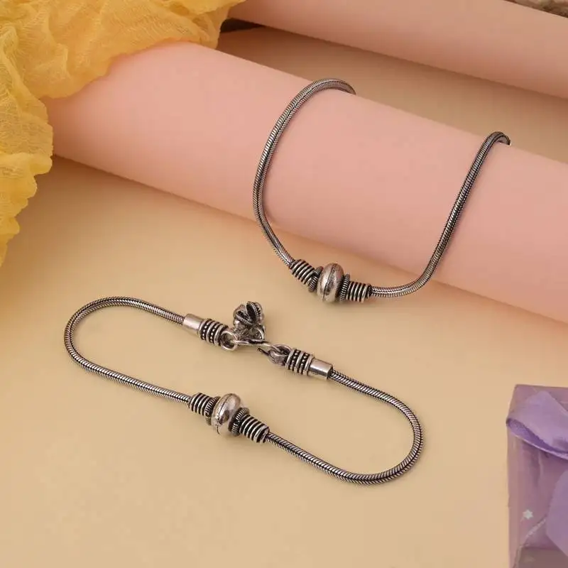 Silver color oxidised anklet