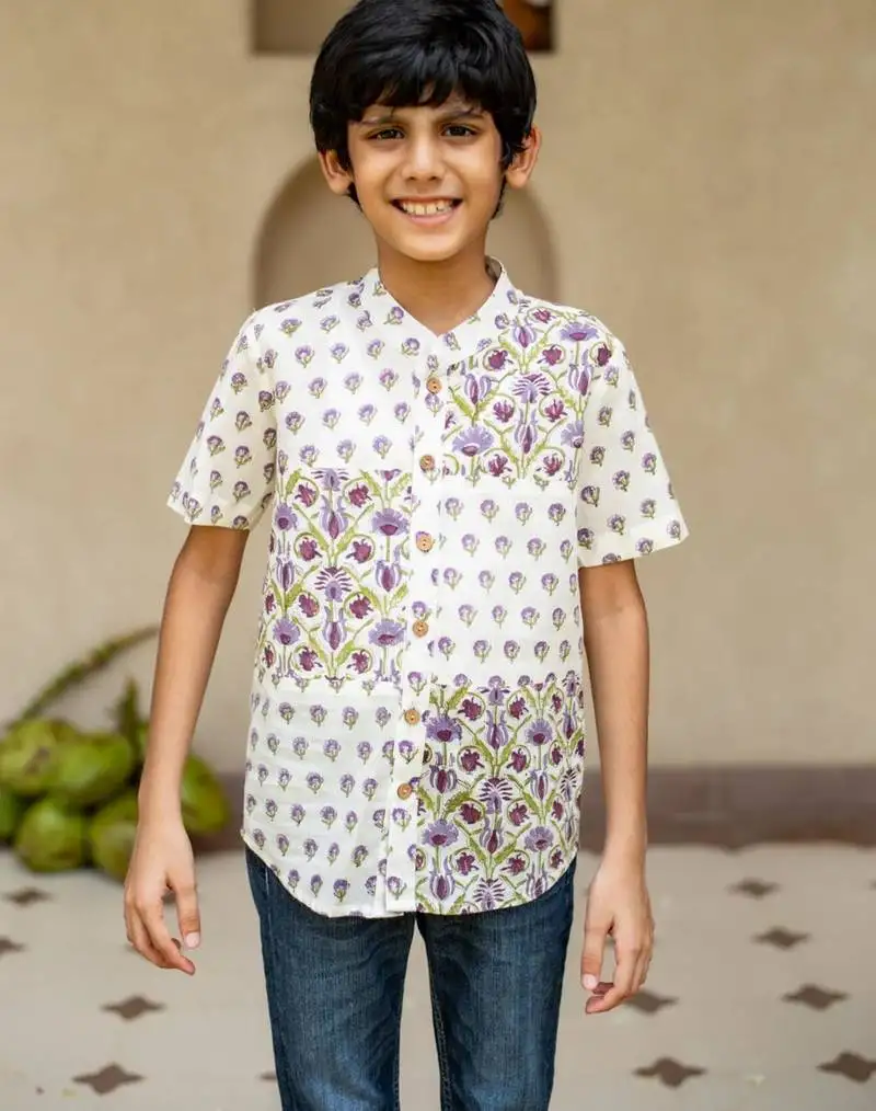 White cotton printed shirt for boys