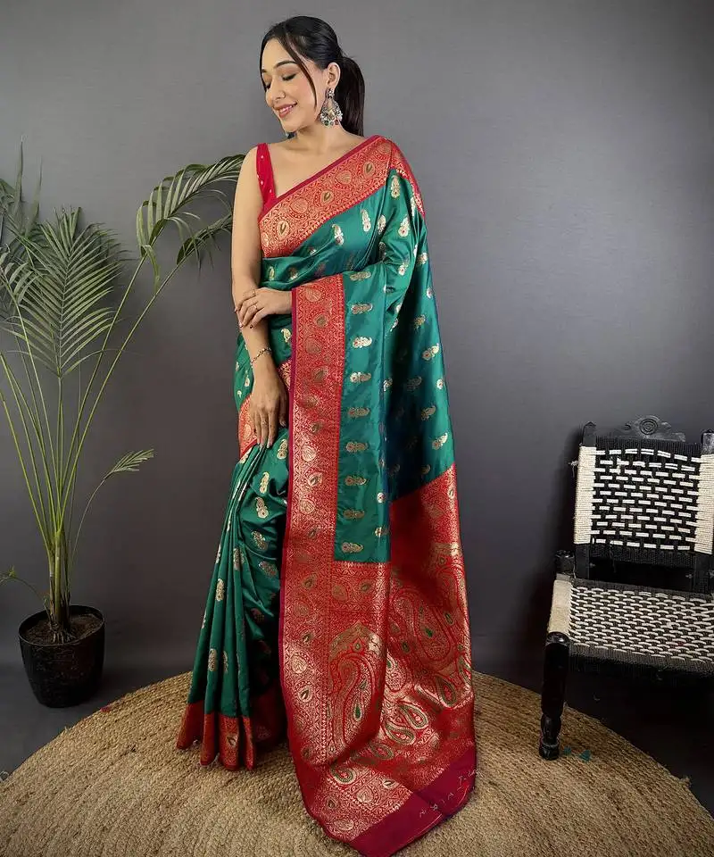 Rama green soft silk paisley zari weaving banarasi saree with contrast weaving border