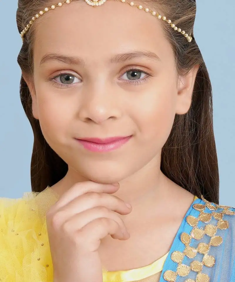 Girls gold-plated kundan studded & beads beaded matha patti