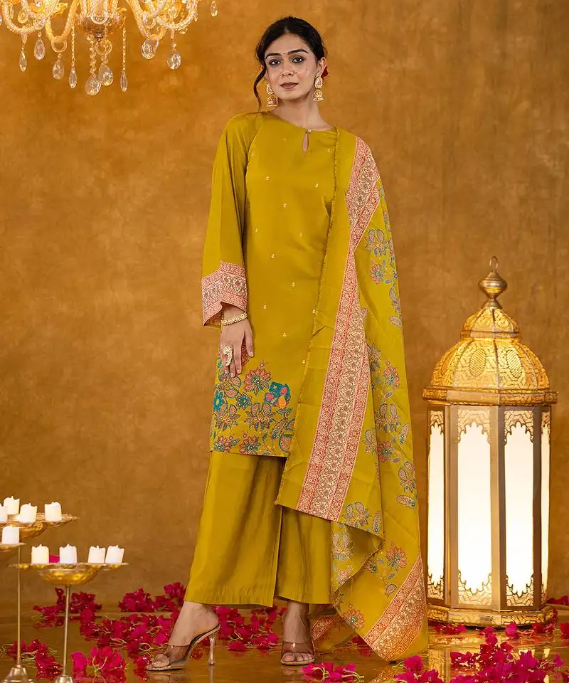 Green pakistani style kurta dupatta set