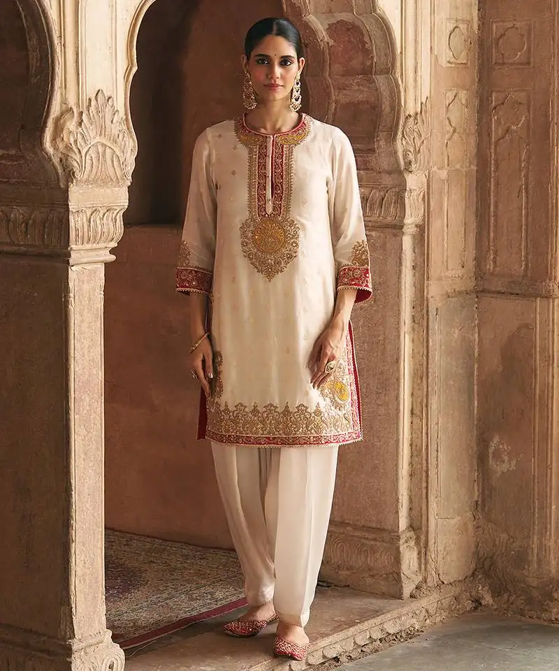 Ivory embroidered chanderi silk kurta set with dupatta