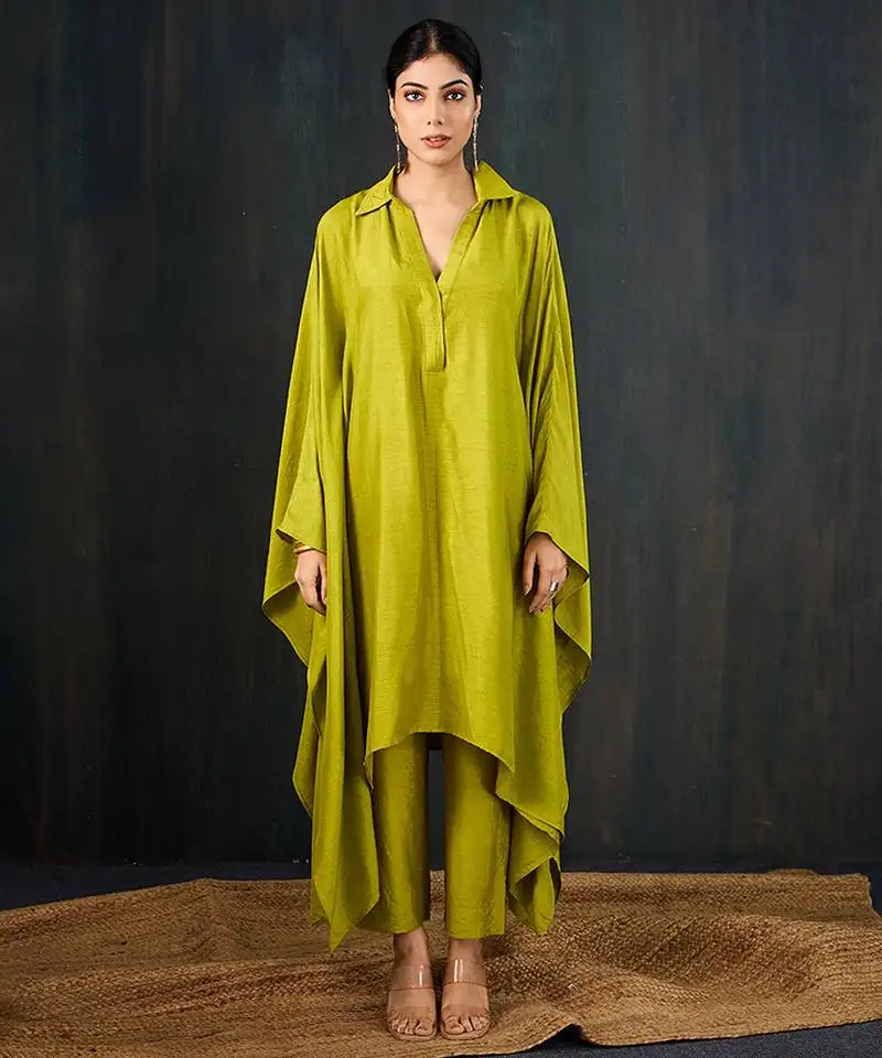 Green plain dola silk kaftan