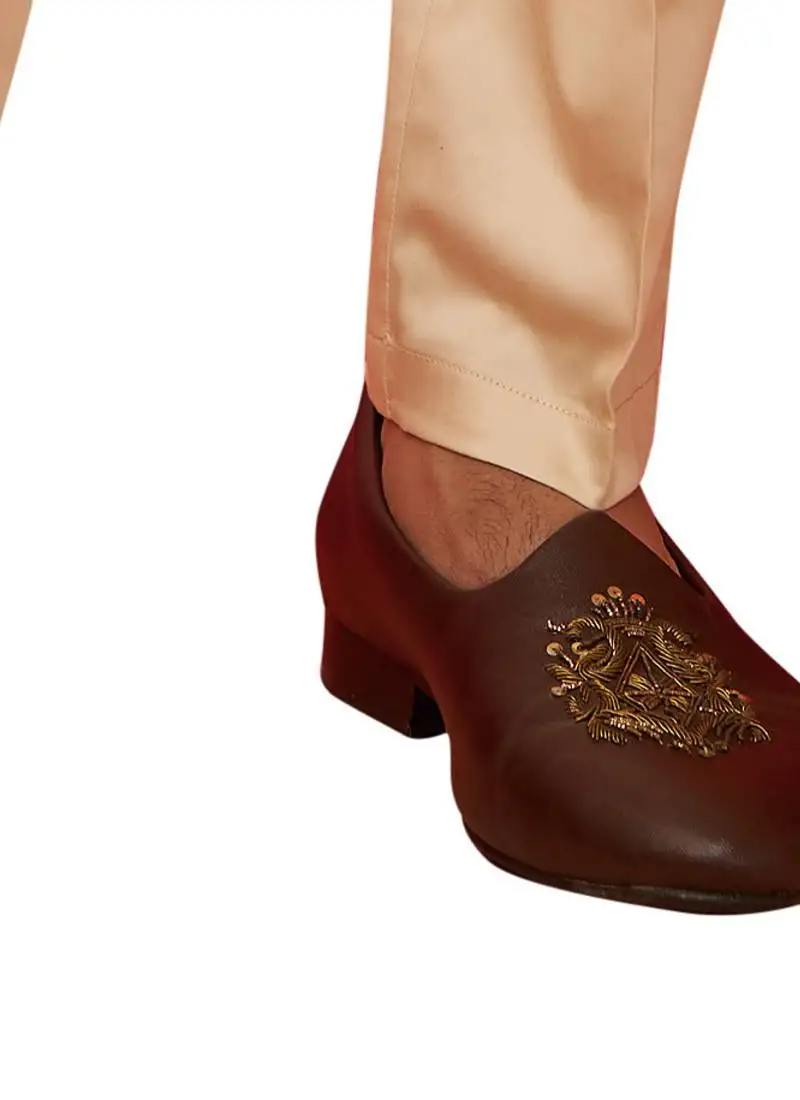 Men beige cotton lycra pants - versatile stretch bottom wear for all occasions