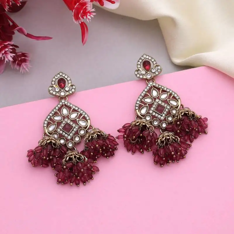 Magenta color kundan earrings