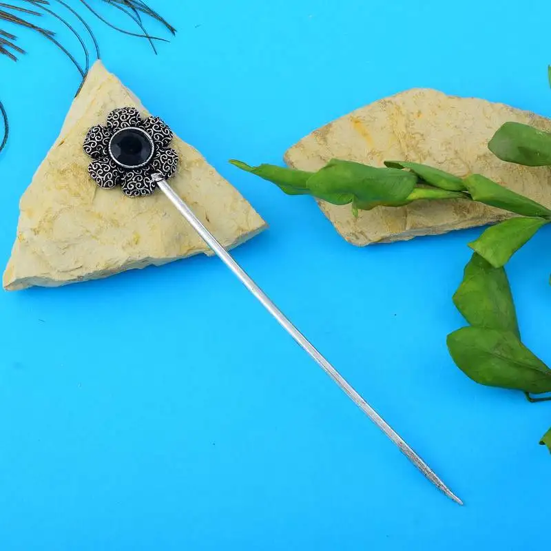 Black color oxidised hair pin