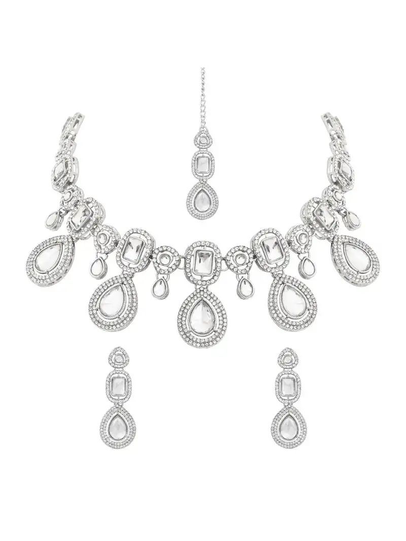 Traditional kundan & stone choker necklace jewellery with earrings & maang tikka set for women::Girls (silver)