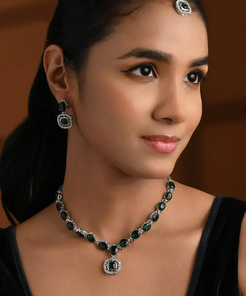 Silver plated traditional stone design necklace set with earrings & maang tika for women (ij399zg)