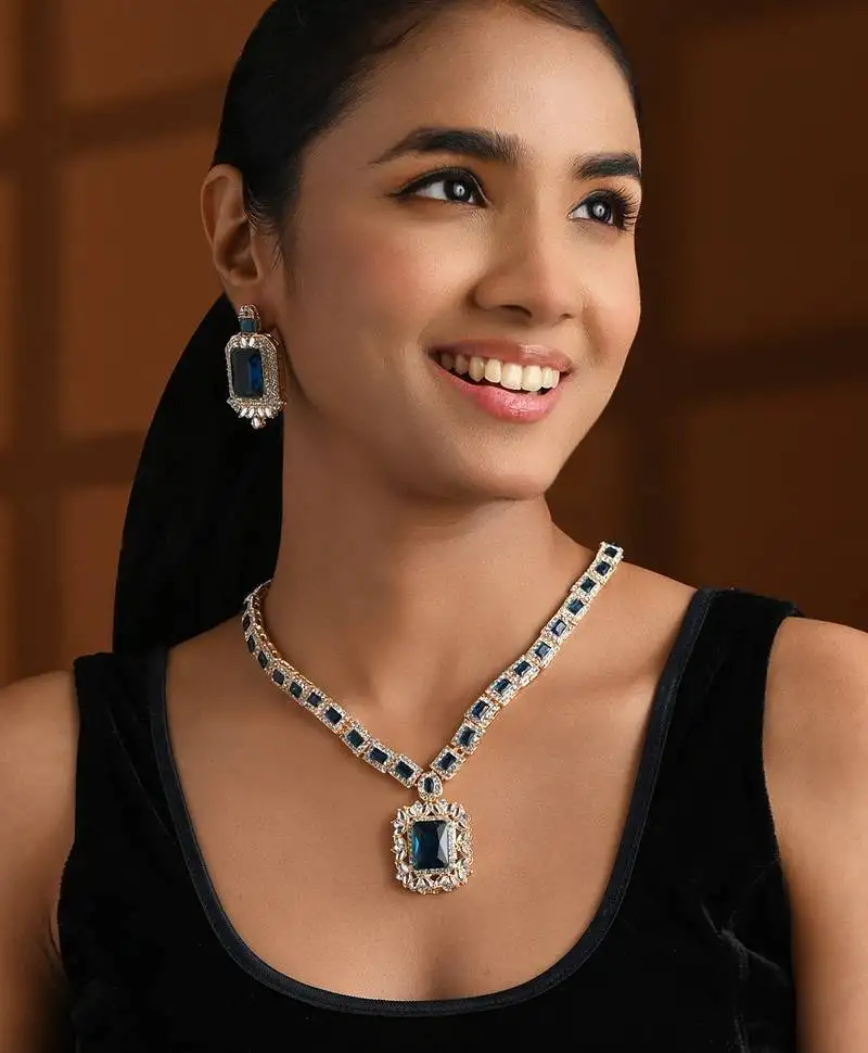 Gold plated classic square motif necklace set with earrings for women (ij404mo)