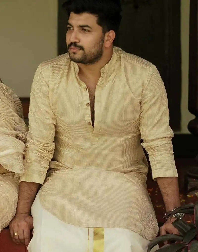 Tissue line gold kurta