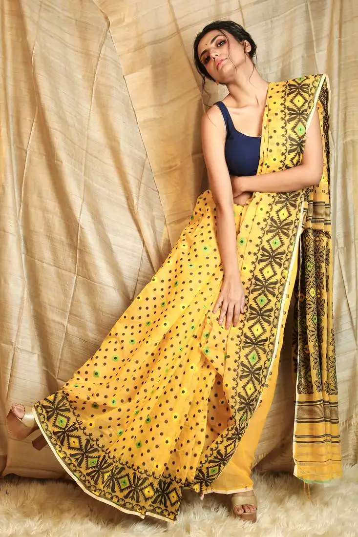 Yellow woven blended cotton saree without blouse