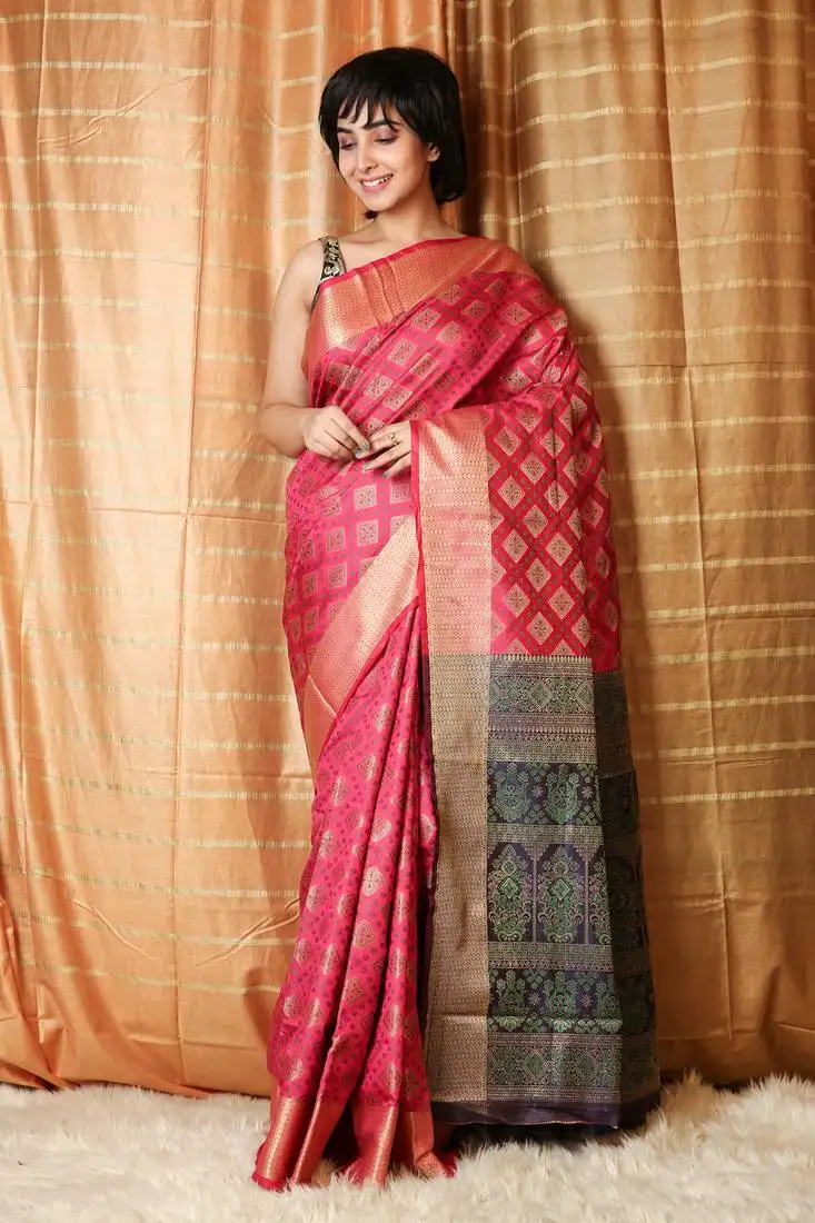 Pink woven patola saree with blouse