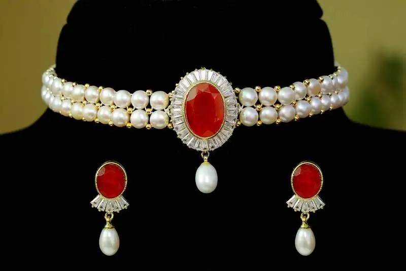 Red pearl chokers