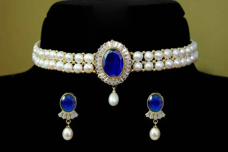 Blue pearl chokers