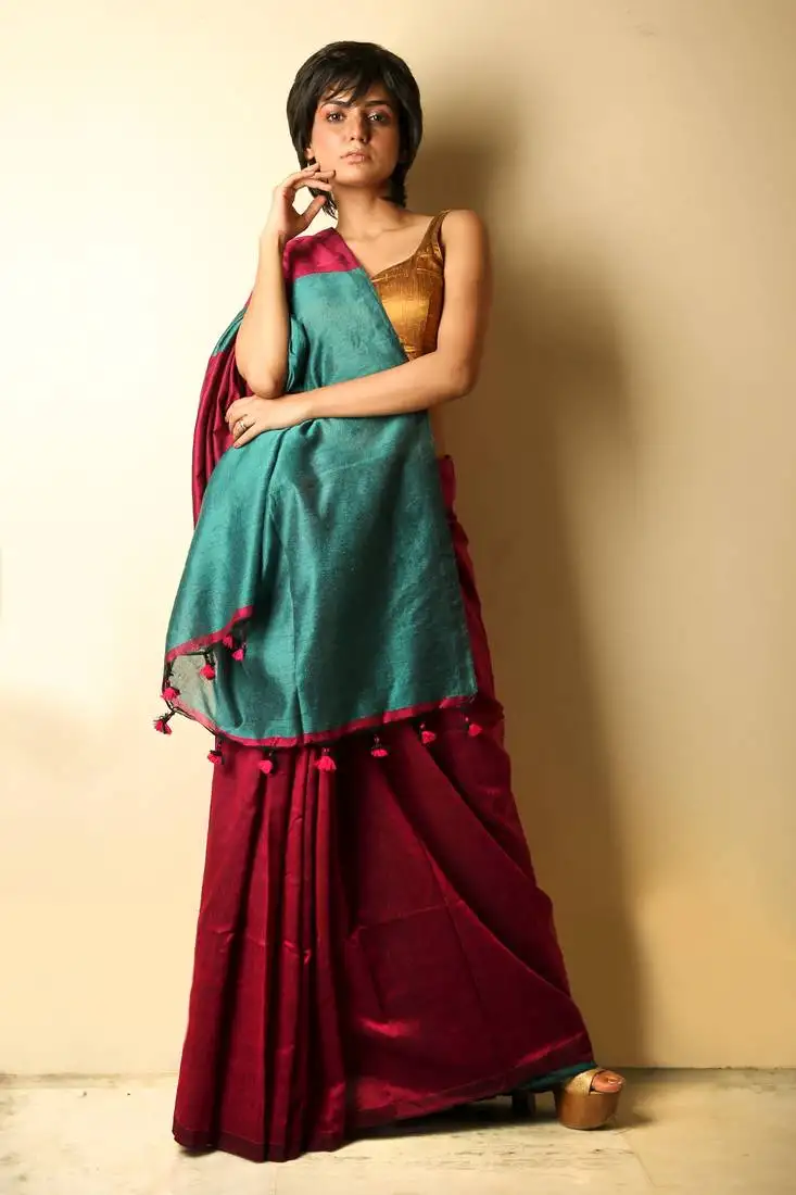 Magenta woven blended cotton saree with blouse