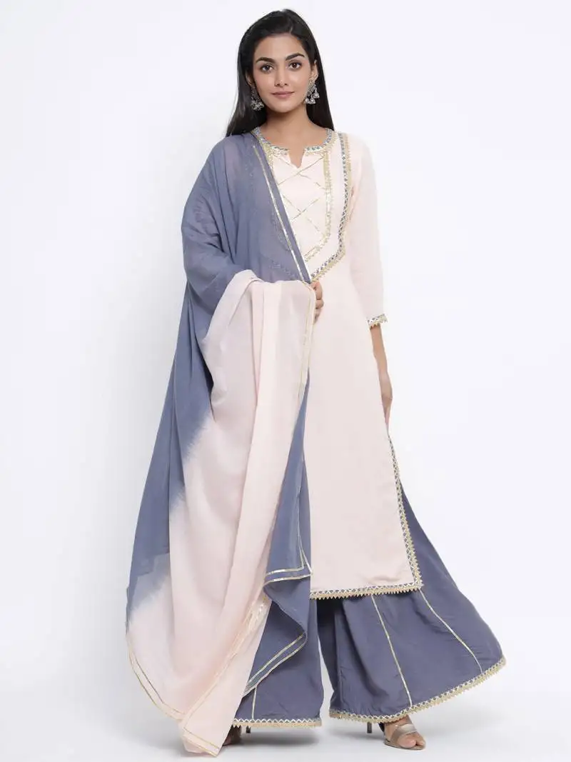 Off-white woven viscose rayon palazzo-kurta