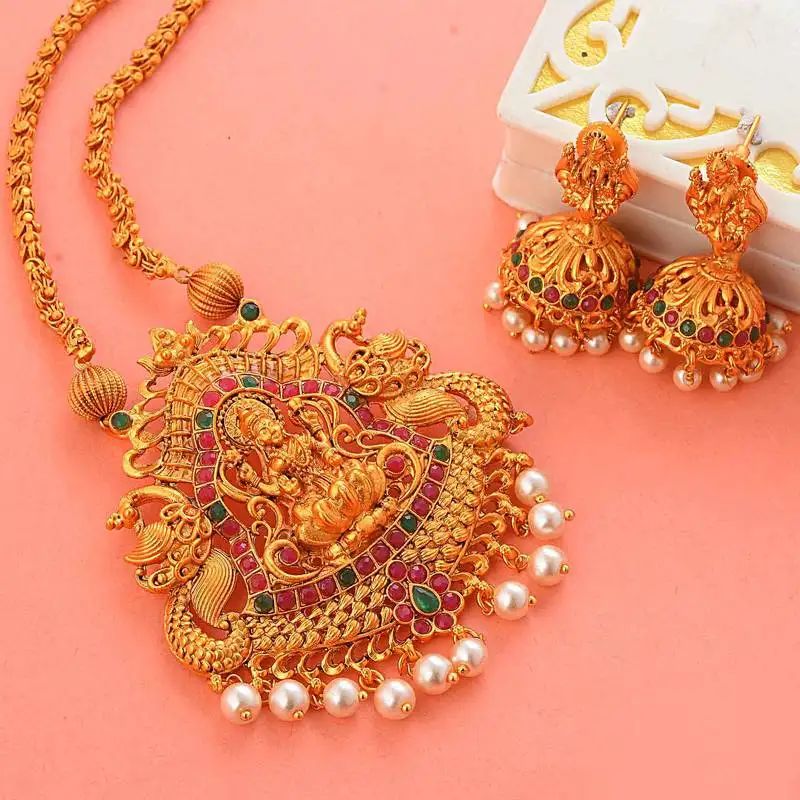 Traditional south-indian-temple-jewellery set