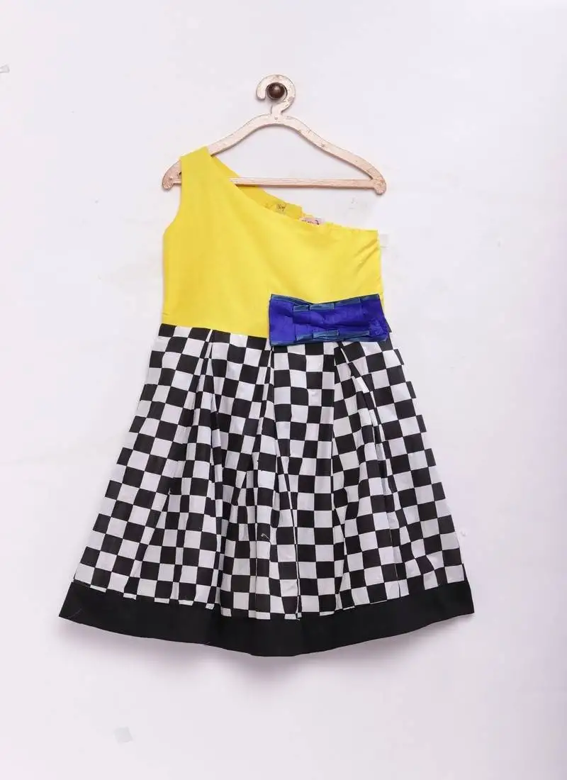 Yellow woven cotton silk kids-frocks