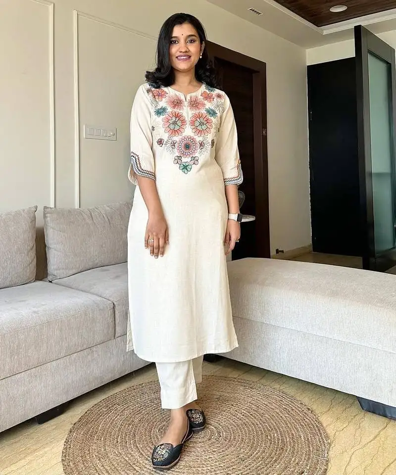 women floral embroidered regular thread work pure cotton kurta set