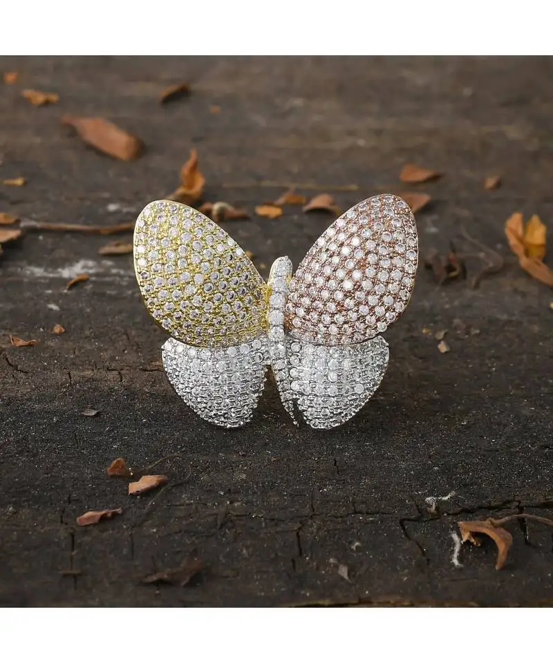 Three tone beautiful butterfly diamond ring