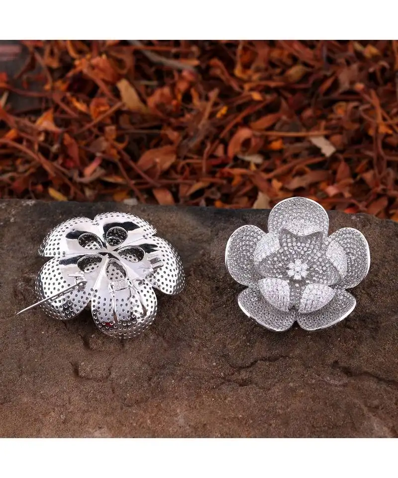 Silver flower design high quality cubic zirconia brooch cum pendant