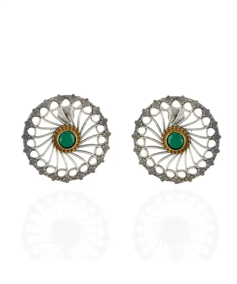 Green silver golden wheel design stylish earring